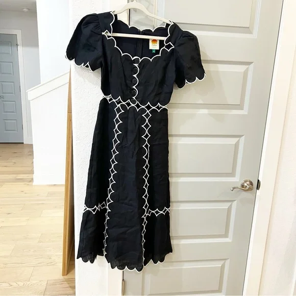 New Farm Rio Scalloped Cutout Linen Euroflax Maxi Dress Black White